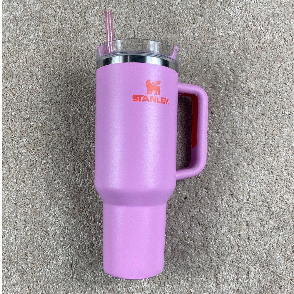 Stanley Quencher H2.0 FlowState Tumbler 40oz Pink Orange Stainless Steel Cup